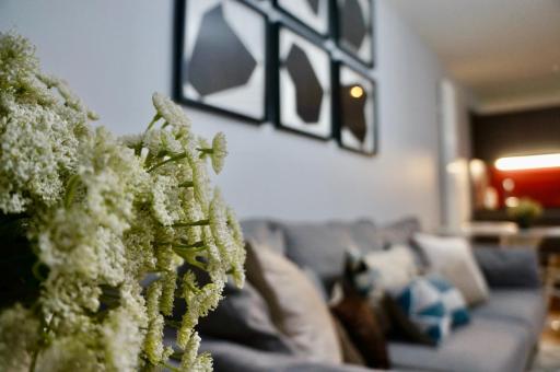 Stylish Highcross 1bed Apartment- Central - Housity
