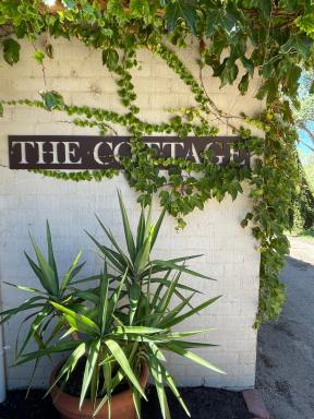 The Fingal Farm - Housity