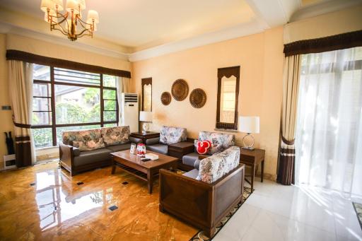Locals Apartment House 48 - Housity