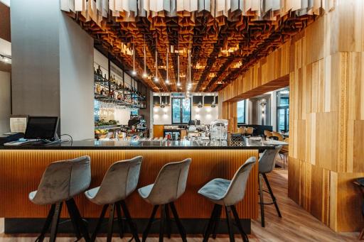 Iza Hotel - Housity