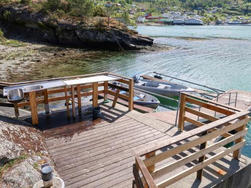Beachfront Holiday Home Rød Hytte by Interhome - Housity