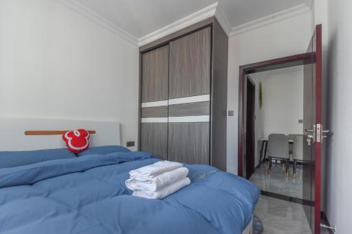 Locals Apartment House 15 - Housity