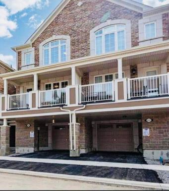 ASH GATE - Housity