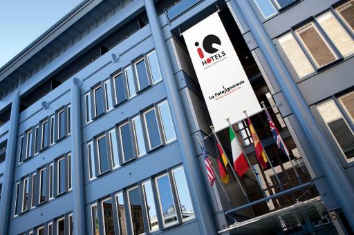 iQ Hotel Roma - Housity