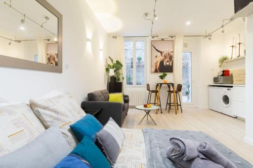 Jardin Secret Studio Terrasse Panier Vieux-Port Marseille - Housity