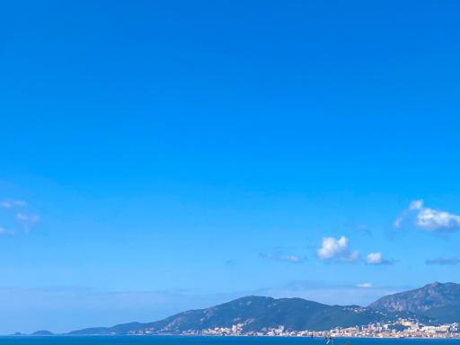 T2 dans résidence neuve vue mer à porticcio - Housity