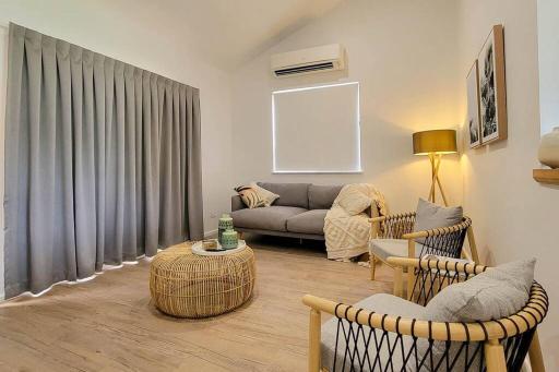 Coastal 3-bedroom home close by the beach - Housity