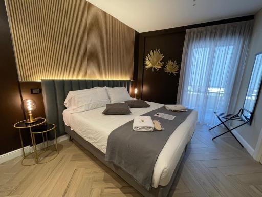 Pompeii Central Home - Housity