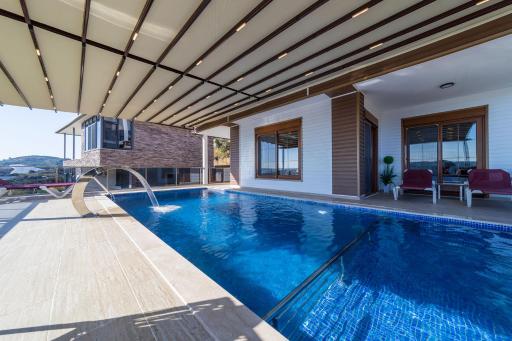 Exceptional Villa with Private Pool and Gorgeous View in Antalya - Housity