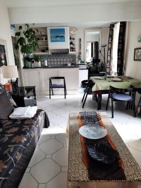 Appartement de charme sur le Port de Marseillan - Housity