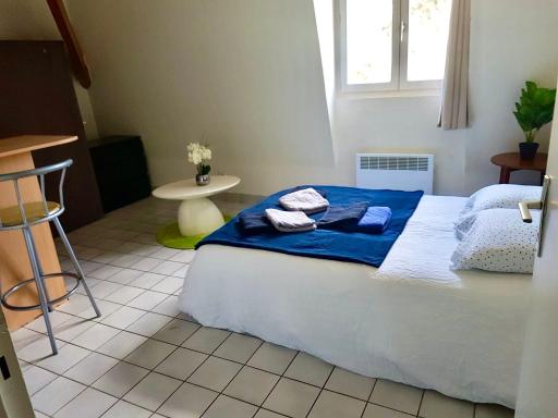 Suites Rive Gauche - FONTAINEBLEAU Chez Monique - Housity