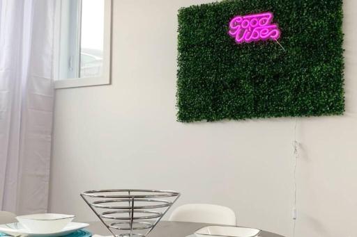 OTTAWA-GATINEAU Luxurious and Peaceful Townhouse with All You Need! - Housity