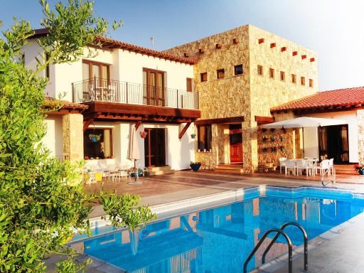 Villa Grand Zeus - Housity