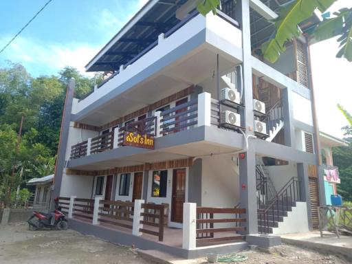 Sol's Inn - Port Barton - Housity