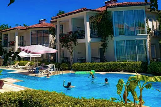 golden garden aparts - Housity