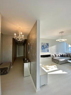 Penthouse 2 Bedroom Designer Apartment - Hizvo