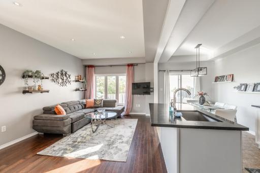 Luxury 3BR 2BA Townhome with Private HOT TUB, Gym, BBQ by GLOBALSTAY - Housity