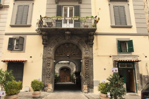 Corno Napoletano - Housity