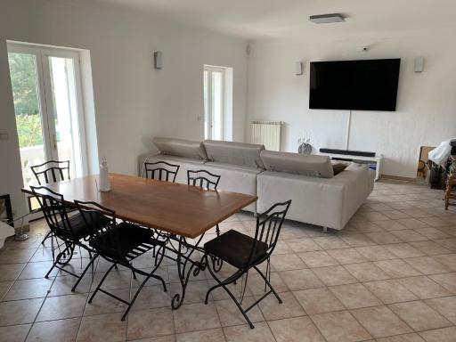 Maison La Pointe - Housity