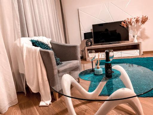 Apartament Solna 80 - Centrum Miasta z podziemnym garażem - Housity