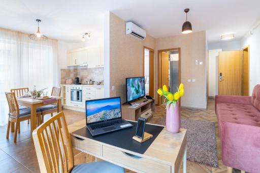 TCI Apartments - Housity