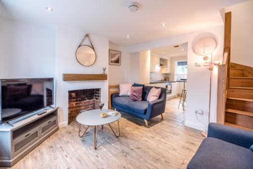 Lily Cottage, Leiston - Housity