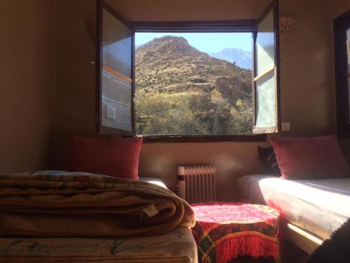 Auberge lac d'ifni - Housity