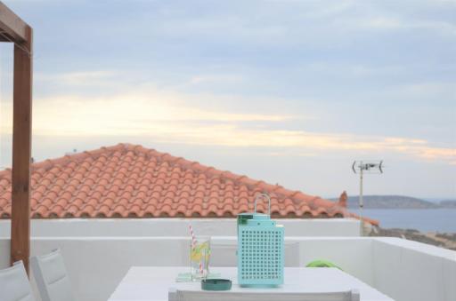 Afroditi's Terrace View - Housity