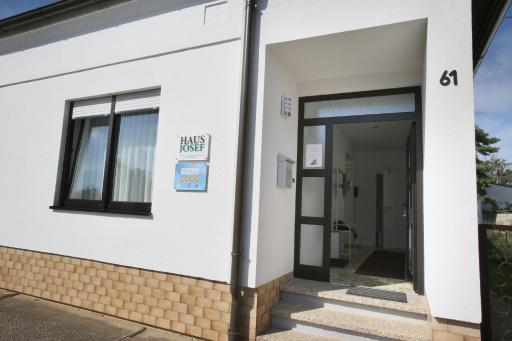 Haus Josef - Housity