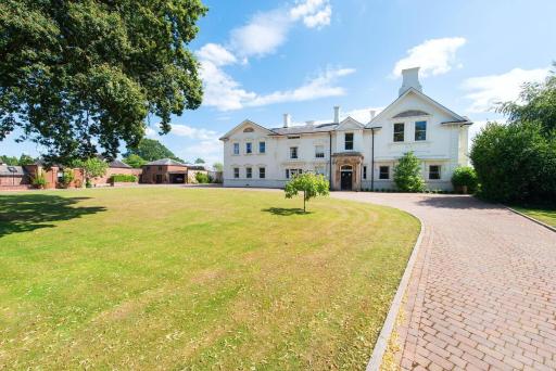 Severn Manor Country Estate - Housity