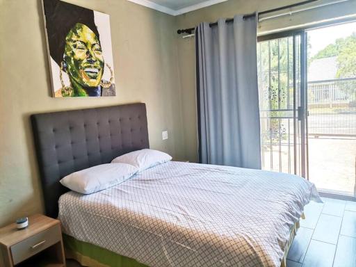Quiet suburb close to OR Tambo International - Housity