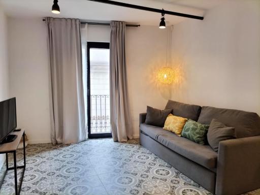 Liceu Apartments by gaiarooms - Housity