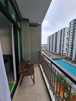 Yara's Homestay at Desaru Utama Residence - Housity