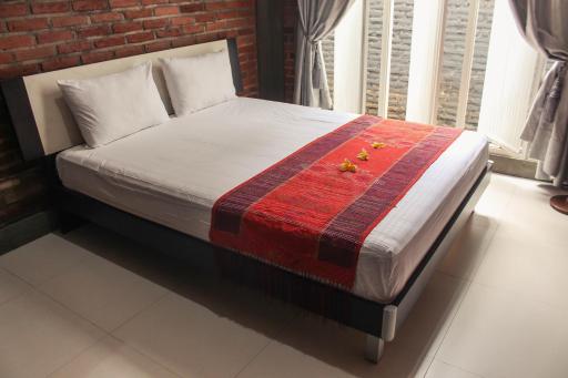 Thon House Near Malang City Station - Housity