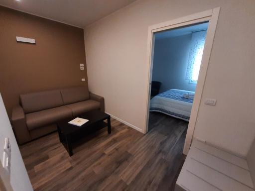 STOP&GO Suites and Apartments - Housity