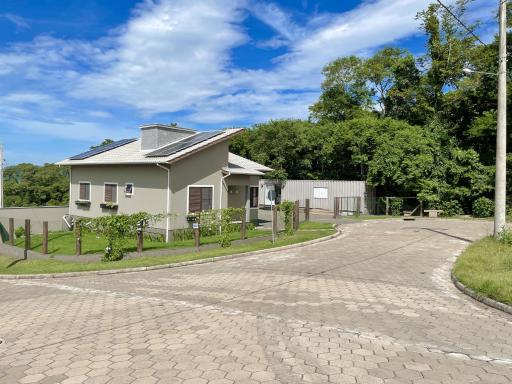 Container na montanha - Housity