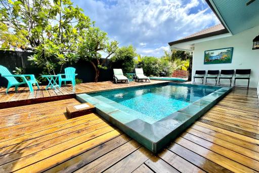 Villa Maramatea vast modern and comfy leisure and chill out in Moorea - Housity