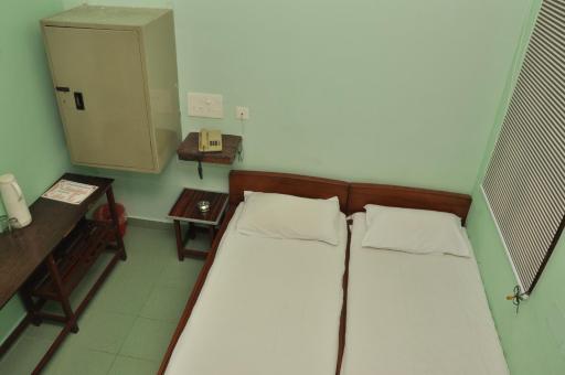 VALLI HOTEL - Housity