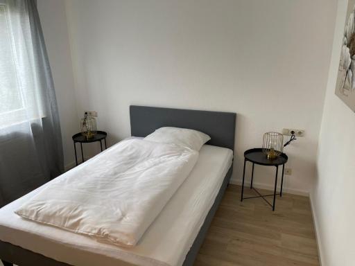 1 Bett Zimmer in ehemaligen Hotel - Housity
