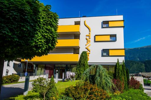 Travel Proud STAY.inn Comfort Art Hotel Schwaz - Housity