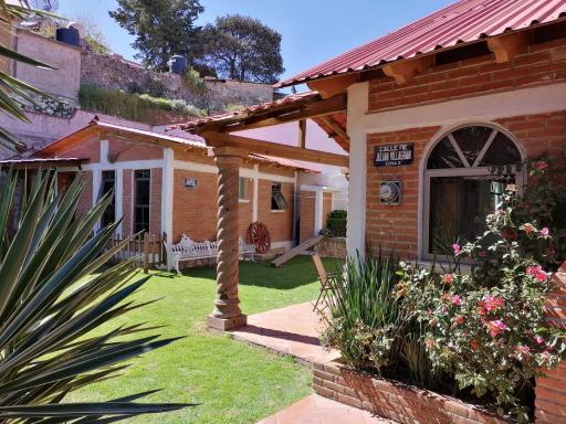 Cabaña La Brujita centro del pueblito magico - Housity