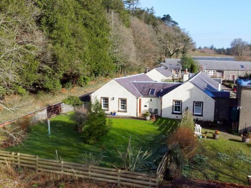 Colins Cottage - Housity
