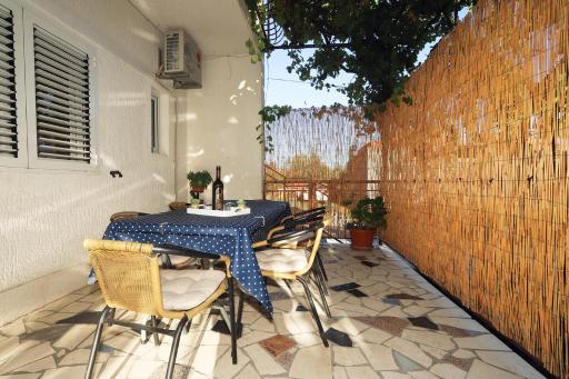Stone Sun - Housity