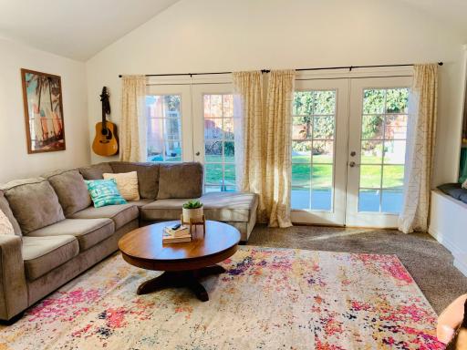 Ocean House -Channel Island Nat. Park, Surf, Beach - Housity