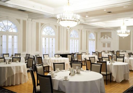 The Queensbury Hotel - Housity