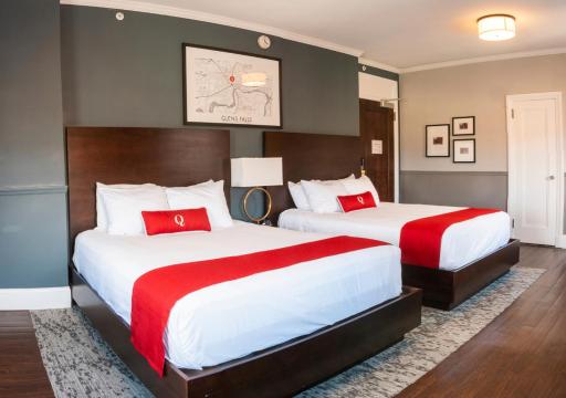 The Queensbury Hotel - Housity