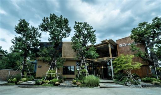 โรงแรม บอร์ดดิ้งเฮ้าส์ - Housity