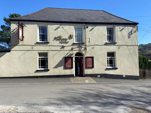 Halfway House - Housity