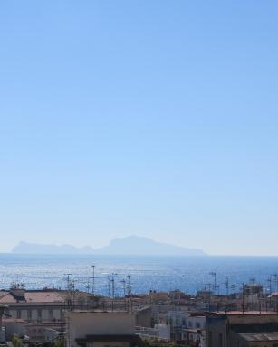 Bonbonniere in Chiaia district - Housity