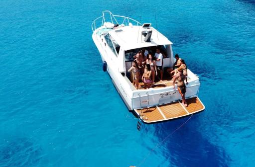 Escursione Giornaliera in Esclusiva Tour Favignana e Levanzo - Housity